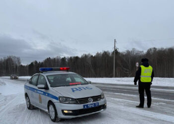 В Татарстане три машины столкнулись на встречке