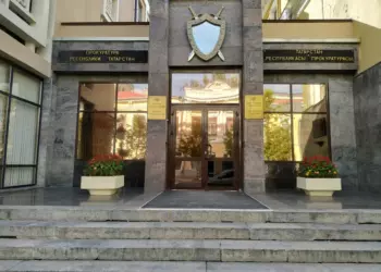 Суяргулов поручил прокурорам проверить УК и коммунальщиков