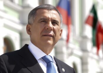 Крутой и Минниханов встретились в Казани ради «Новой волны»